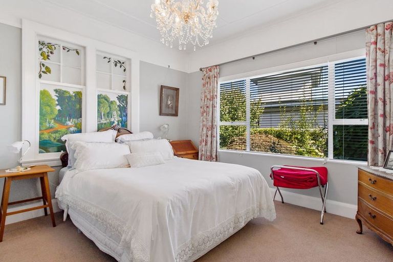 Photo of property in 12 Parsonage Road, Waimate, 7924