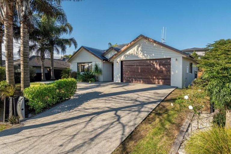 Photo of property in 100 Westmorland Rise, Bethlehem, Tauranga, 3110