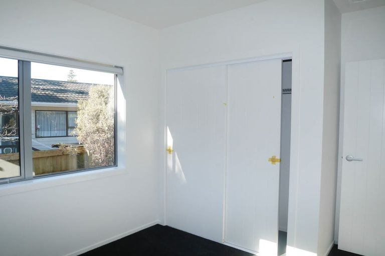 Photo of property in 5a Wairere Grove, Paraparaumu, 5032