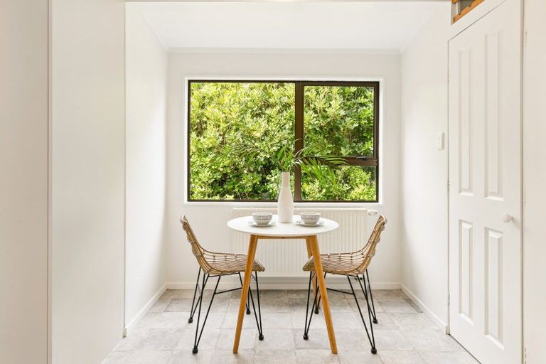 Photo of property in 7 Nadia Grove, Khandallah, Wellington, 6035