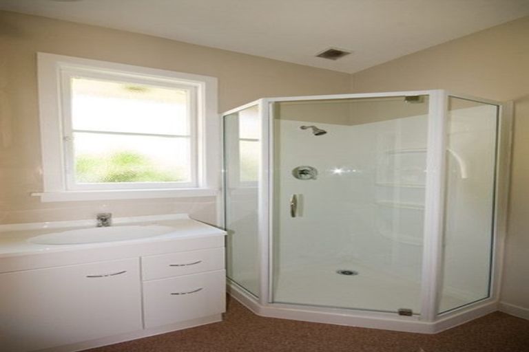 Photo of property in 85 Middleton Road, Upper Riccarton, Christchurch, 8041