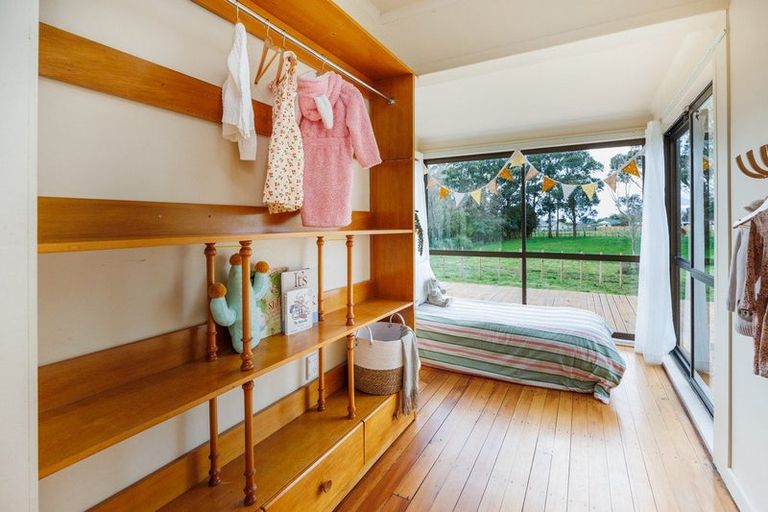 Photo of property in 765 Makerua Road, Tokomaru, Palmerston North, 4474