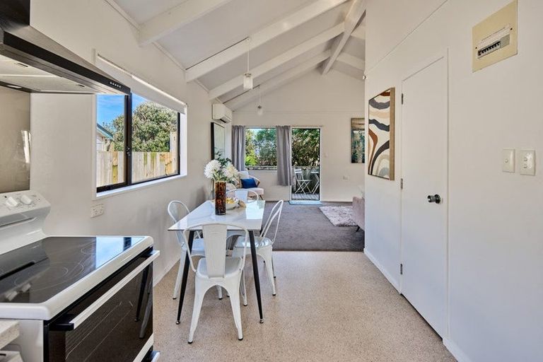 Photo of property in 6 Trent Street, Island Bay, Wellington, 6023