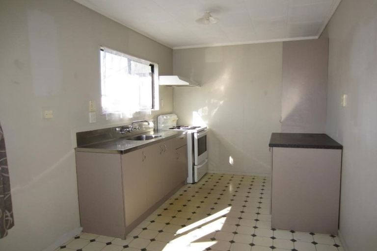 Photo of property in 1 Silkwood Lane, Melville, Hamilton, 3206