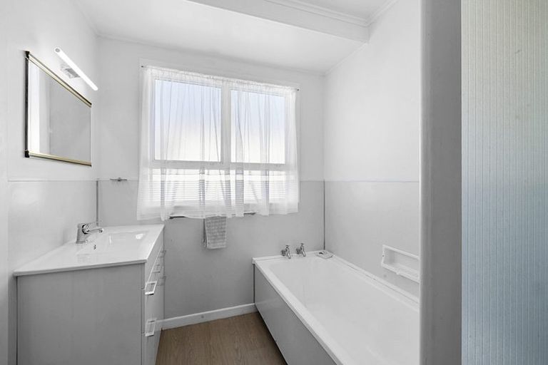 Photo of property in 135b Coronation Avenue, Welbourn, New Plymouth, 4310