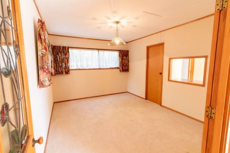 Photo of property in 85 Kennedy Avenue, Forrest Hill, Auckland, 0620