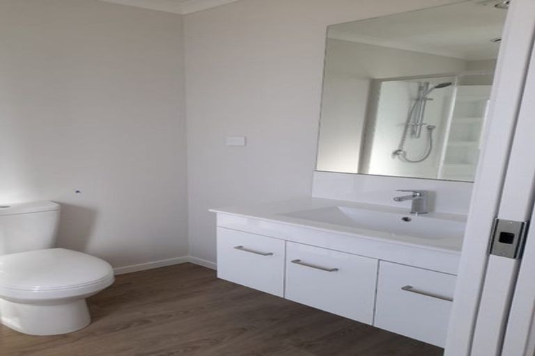 Photo of property in 51 Ridge Drive, Omokoroa, 3114