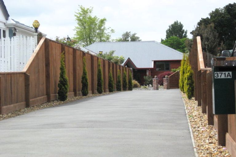 Photo of property in 371a Ilam Road, Bryndwr, Christchurch, 8053