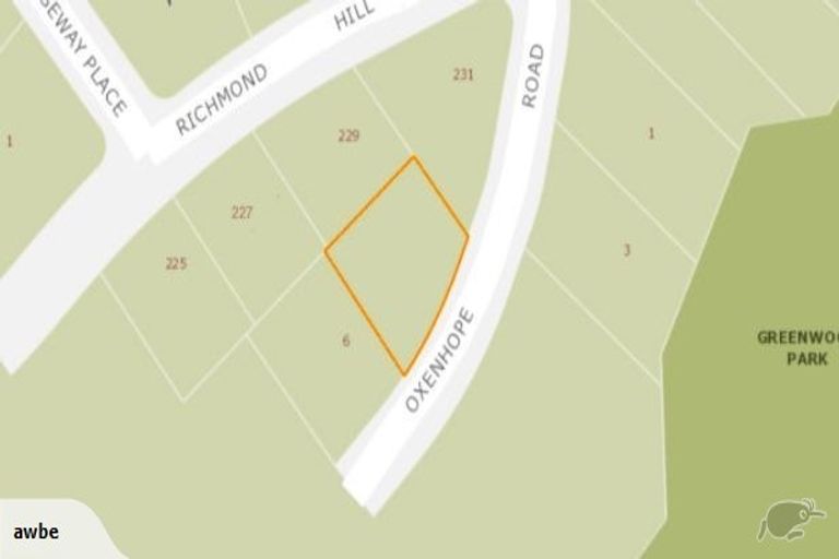 Photo of property in 4 Oxenhope Road, Richmond Hill, Christchurch, 8081