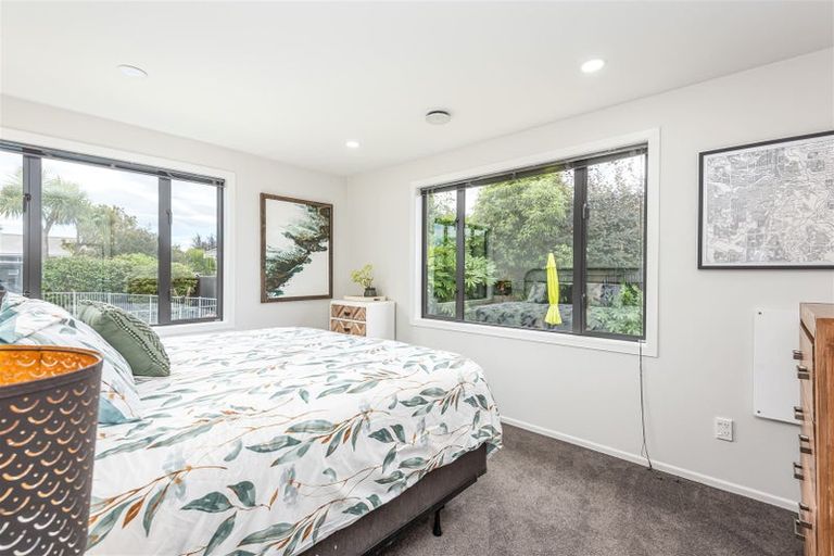 Photo of property in 16 Bucknell Street, Sockburn, Christchurch, 8042
