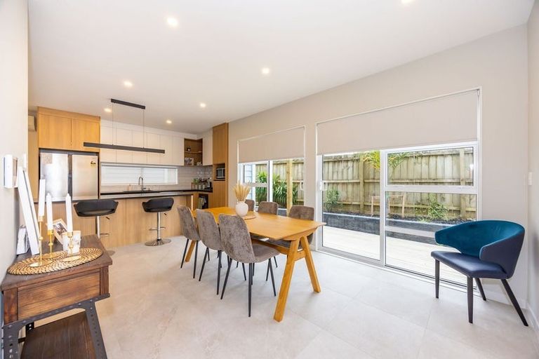 Photo of property in 34 Hellyers Street, Birkdale, Auckland, 0626