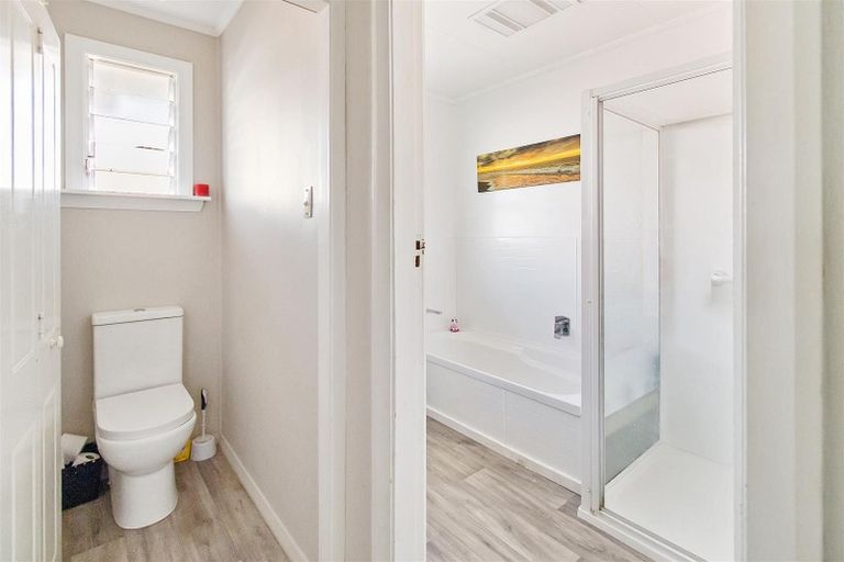 Photo of property in 8 Hughes Street, Waimate, 7924