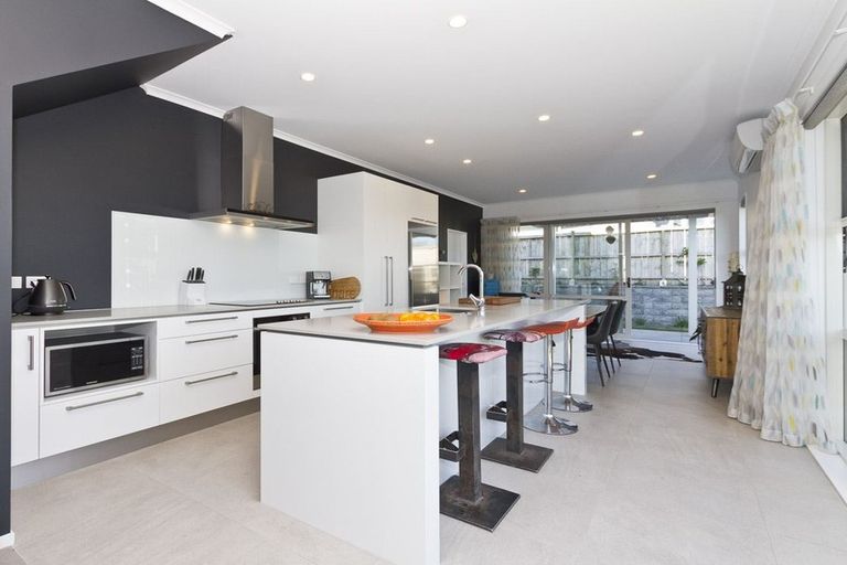 Photo of property in 3 Couldrey Crescent, Red Beach, 0932