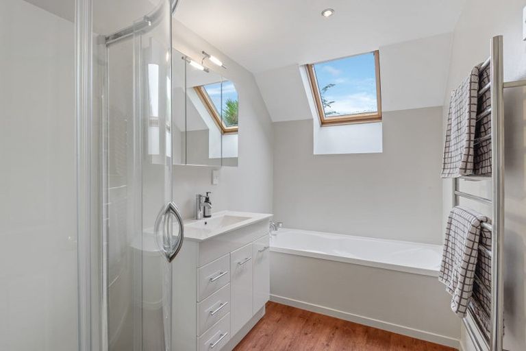 Photo of property in 1/12 Beatrice Place, Avonhead, Christchurch, 8042