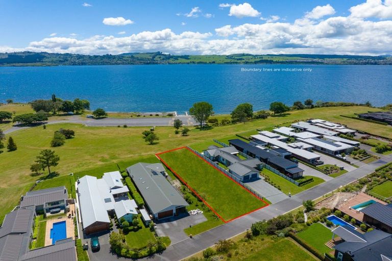 Photo of property in 30 Kuiwai Drive, Rainbow Point, Taupo, 3330