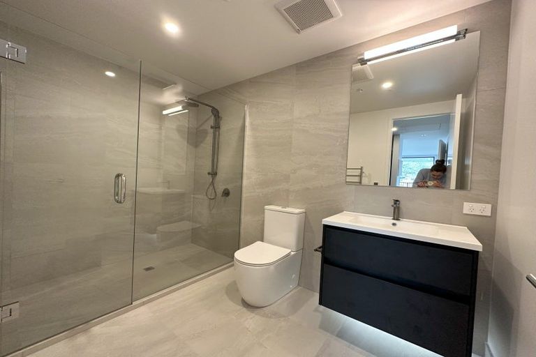 Photo of property in 10/7 Northlake Drive, Wanaka, 9305