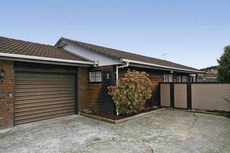 Photo of property in 2/15 Riverside Drive, Waiwhetu, Lower Hutt, 5010