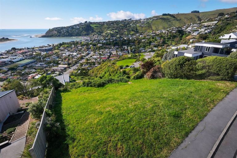 Photo of property in 20 Glendevere Terrace, Redcliffs, Christchurch, 8081