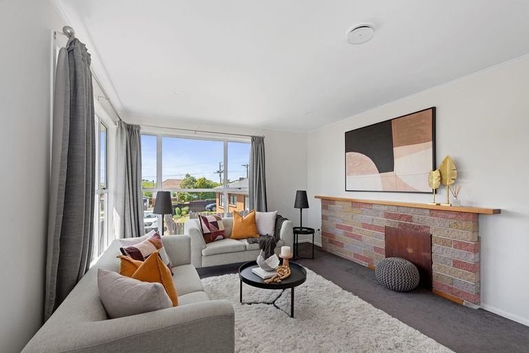 Photo of property in 60a Tiroroa Avenue, Te Atatu South, Auckland, 0610