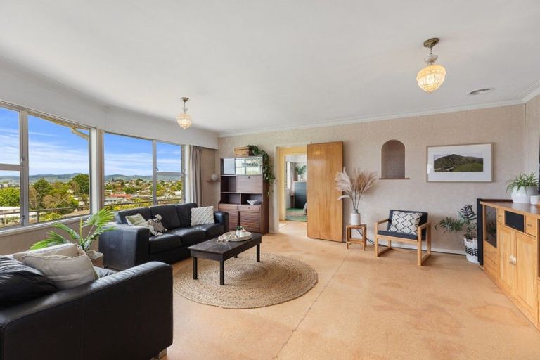 Photo of property in 18 Highfield Crescent, Brookfield, Tauranga, 3110