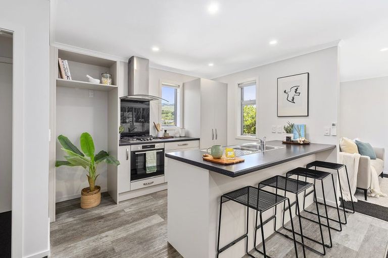 Photo of property in 31 Mascot Street, Tawa, Wellington, 5028