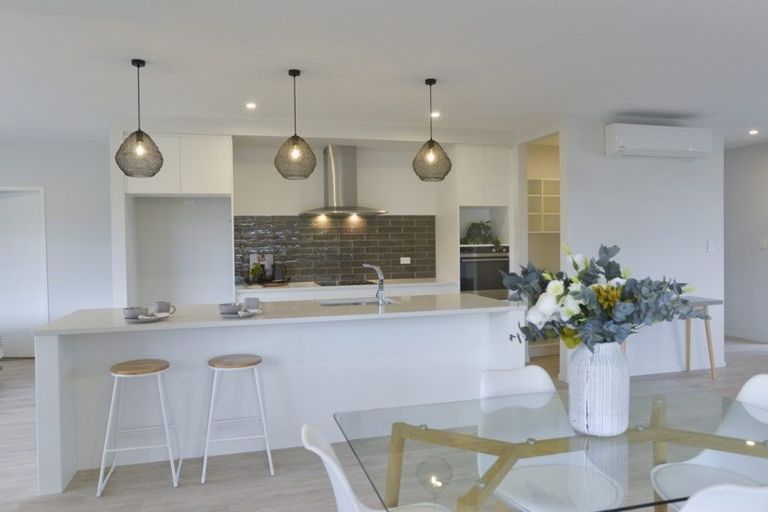 Photo of property in 71 Feist Street, Carterton, 5713