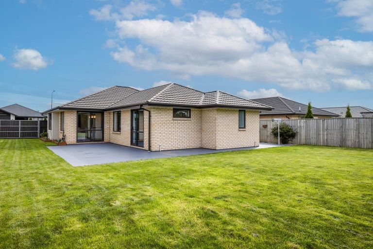 Photo of property in 62 Shadbolt Lane, Rolleston, 7614