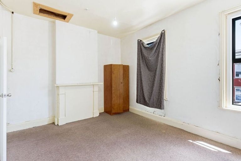 Photo of property in 587 Castle Street, North Dunedin, Dunedin, 9016