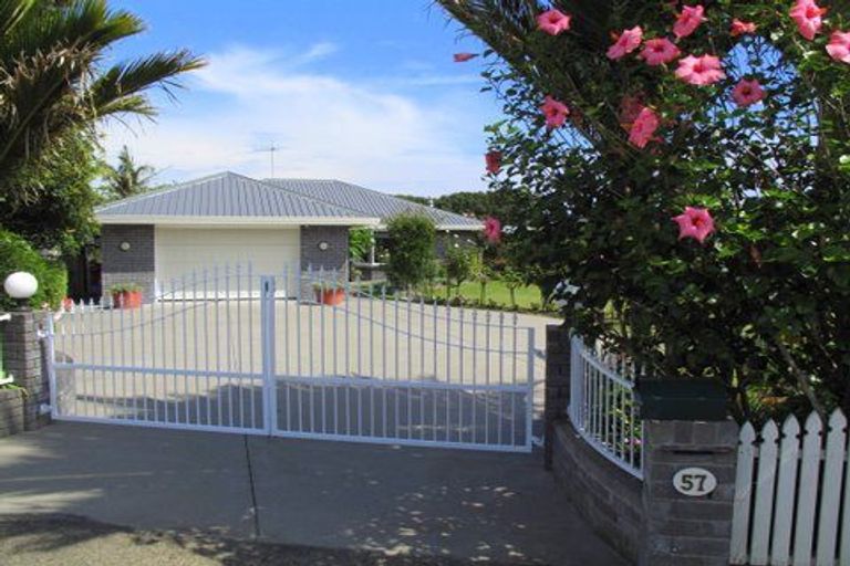 Photo of property in 57 Keepa Road, Coastlands, Whakatane, 3191