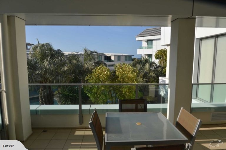 Photo of property in 209/136 Marine Parade, Mount Maunganui, 3116