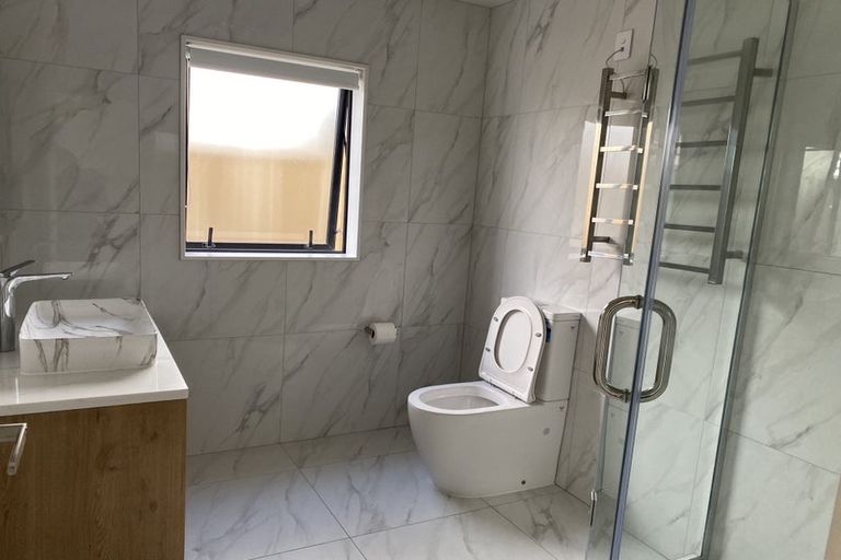 Photo of property in 37 Elevation Street, Flat Bush, Auckland, 2019