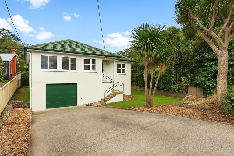 Photo of property in 54 Beauchamp Street, Karori, Wellington, 6012