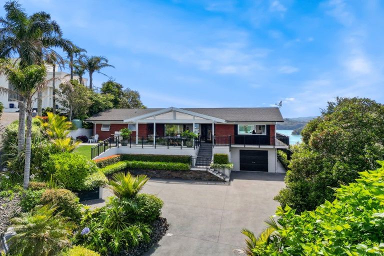 Photo of property in 30 Binnie Street, Paihia, 0200