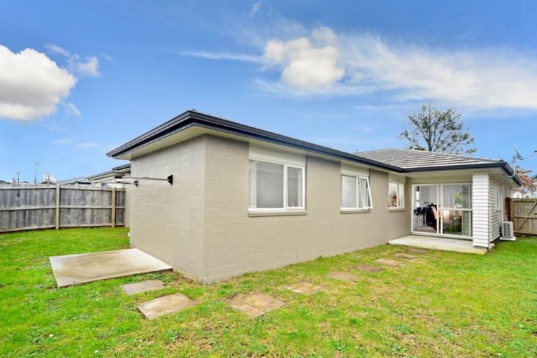 Photo of property in 5 Pipipi Crescent, Takanini, 2112