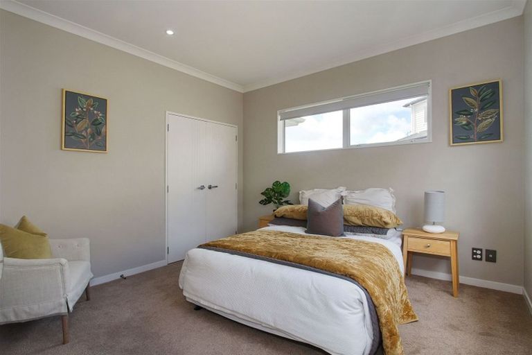 Photo of property in 17 Korihi Drive, Swanson, Auckland, 0614