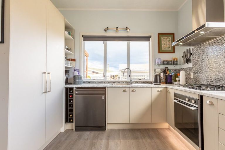 Photo of property in 53 Hospital Street, Dannevirke, 4930