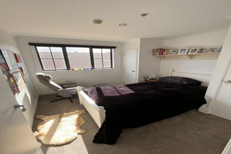 Photo of property in 2c/7-11 Bute Road, Browns Bay, Auckland, 0630