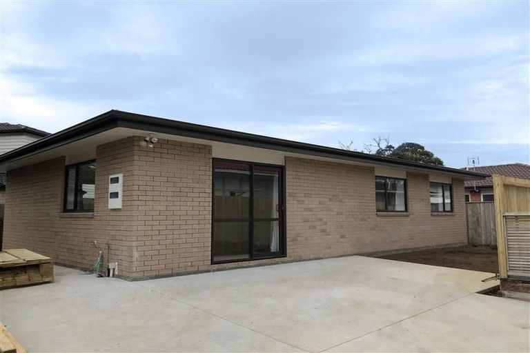 Photo of property in 5 Damson Place, Bucklands Beach, Auckland, 2012