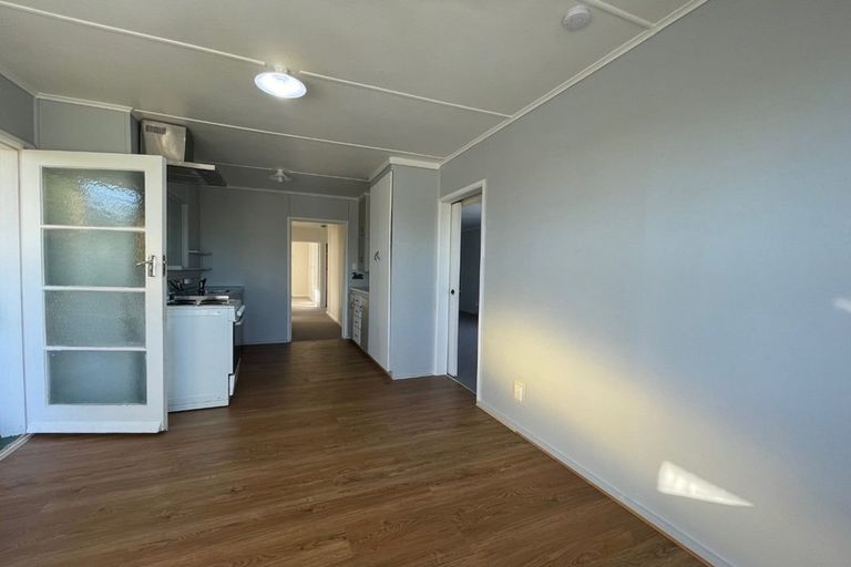 Photo of property in 9 Kotahi Road, Mount Wellington, Auckland, 1062