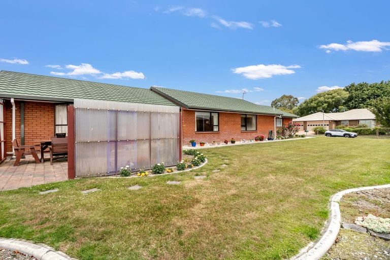Photo of property in 2 Canon Stack Place, Kaiapoi, 7630