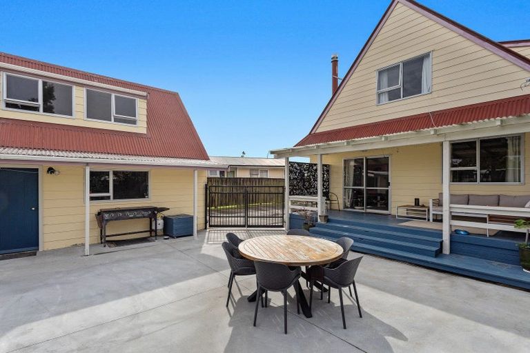 Photo of property in 35 Rata Avenue, Edgecumbe, 3120