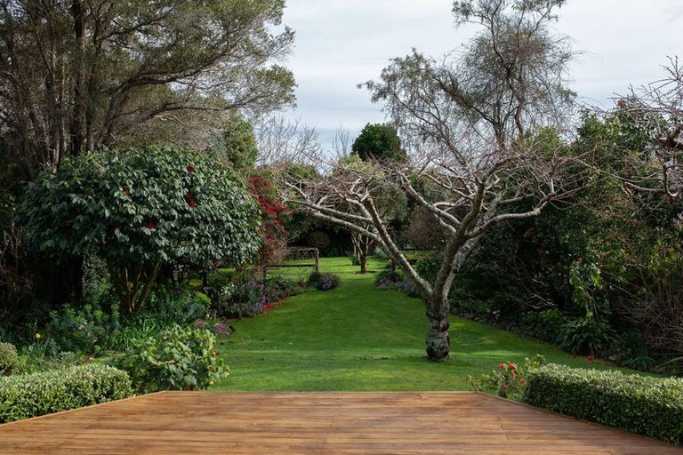 Photo of property in 13 Horopito Road, Waikanae, 5036