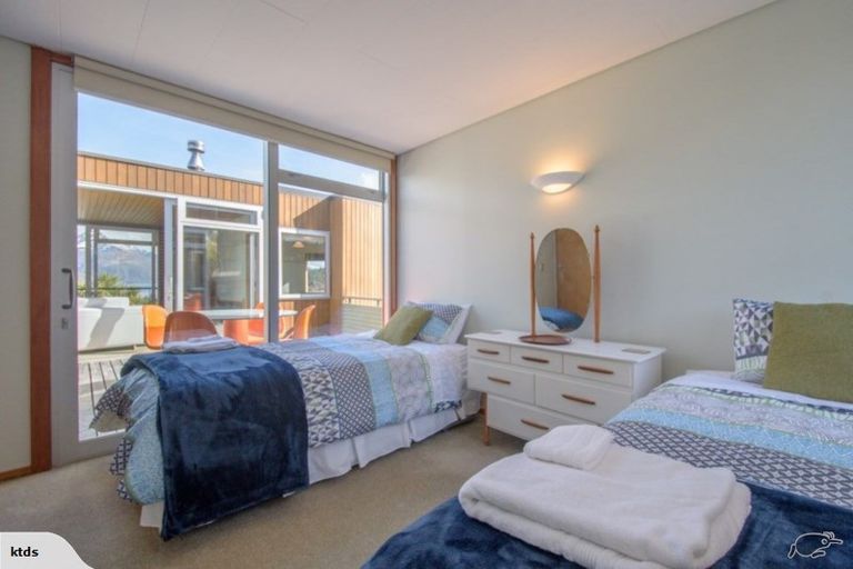 Photo of property in 8 Veint Crescent, Queenstown, 9300