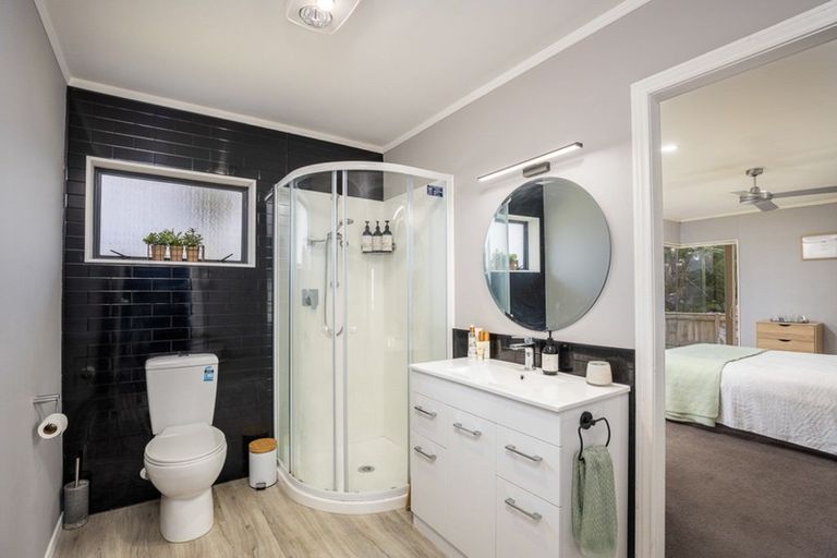 Photo of property in 68 Branch Road, Highlands Park, New Plymouth, 4312