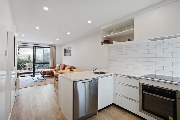 Photo of property in 28 Ivy Nola Way, Henderson, Auckland, 0612