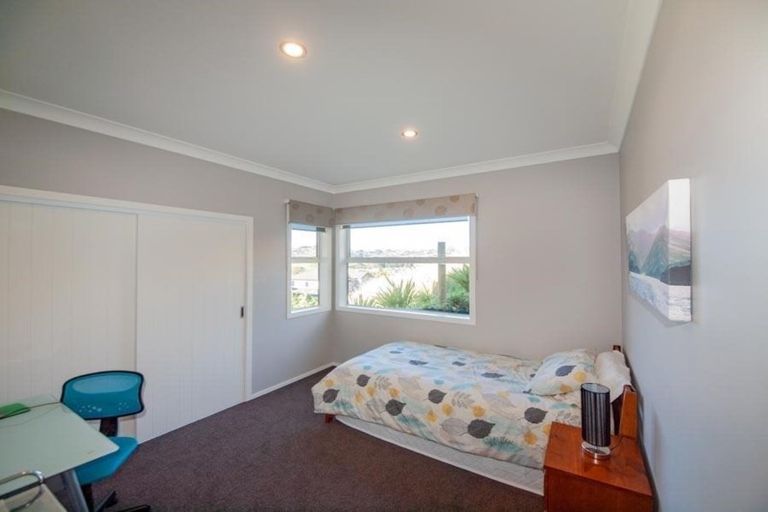 Photo of property in 23 Melksham Drive, Churton Park, Wellington, 6037