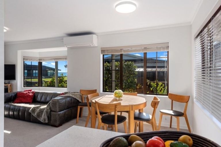 Photo of property in 3a Seaway Terrace, Otumoetai, Tauranga, 3110