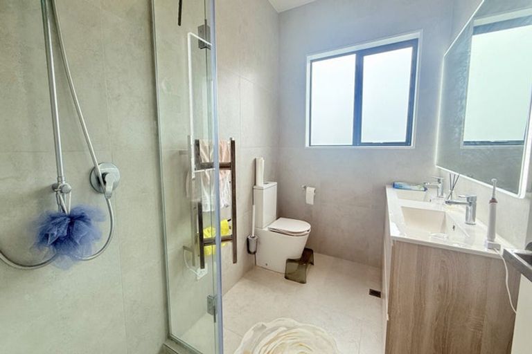 Photo of property in 6/11 Rengarenga Rise, Fairview Heights, Auckland, 0632