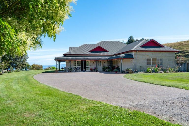 Photo of property in 69 Hitiri Road, Kinloch, Taupo, 3377