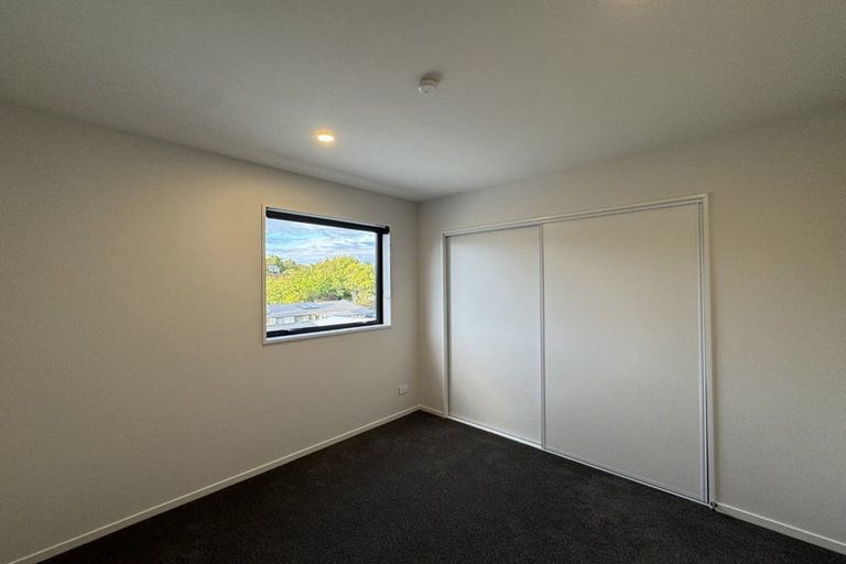 Photo of property in 8/42 Brandon Road, Glen Eden, Auckland, 0602